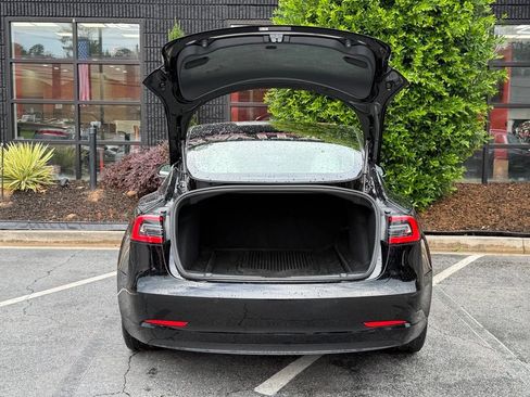 Used 2020 Tesla Model 3 Standard Range Plus RWD image 18