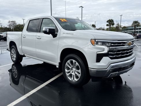 Certified 2024 Chevrolet Silverado 1500 LTZ image 6