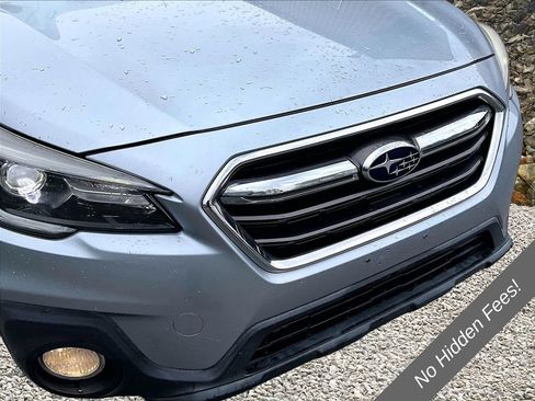 Used 2018 Subaru Outback 2.5i Limited AWD/4WD image 25