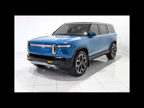 Used 2023 Rivian R1S Adventure AWD/4WD image 2