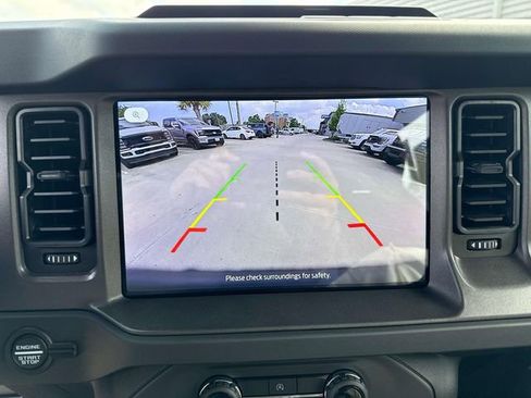 New 2025 Ford Bronco 4-Door image 11