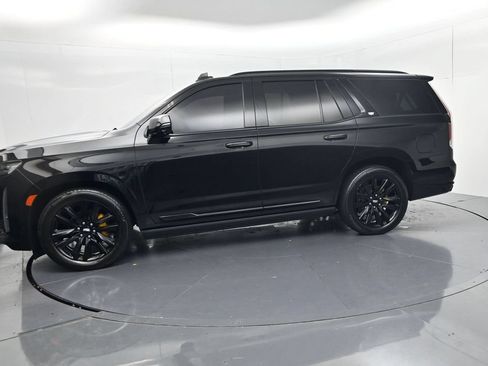Used 2021 Cadillac Escalade Sport w/ Driver Assist Tech Package AWD/4WD image 4