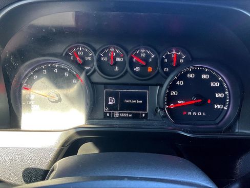 Used 2022 Chevrolet Silverado 1500 Custom image 9