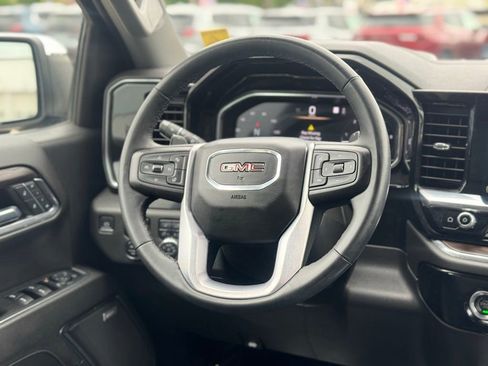 Used 2023 GMC Sierra 1500 SLT w/ SLT Premium Package AWD/4WD image 13