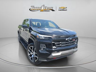 Used 2024 Chevrolet Colorado Z71 w/ Z71 Convenience Package 2