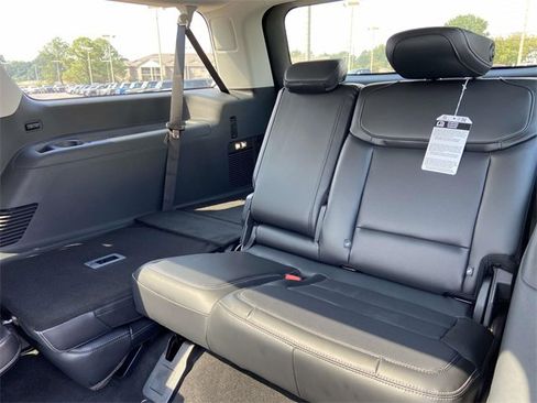 New 2025 Ford Expedition Max Platinum w/ Driver's Package image 11