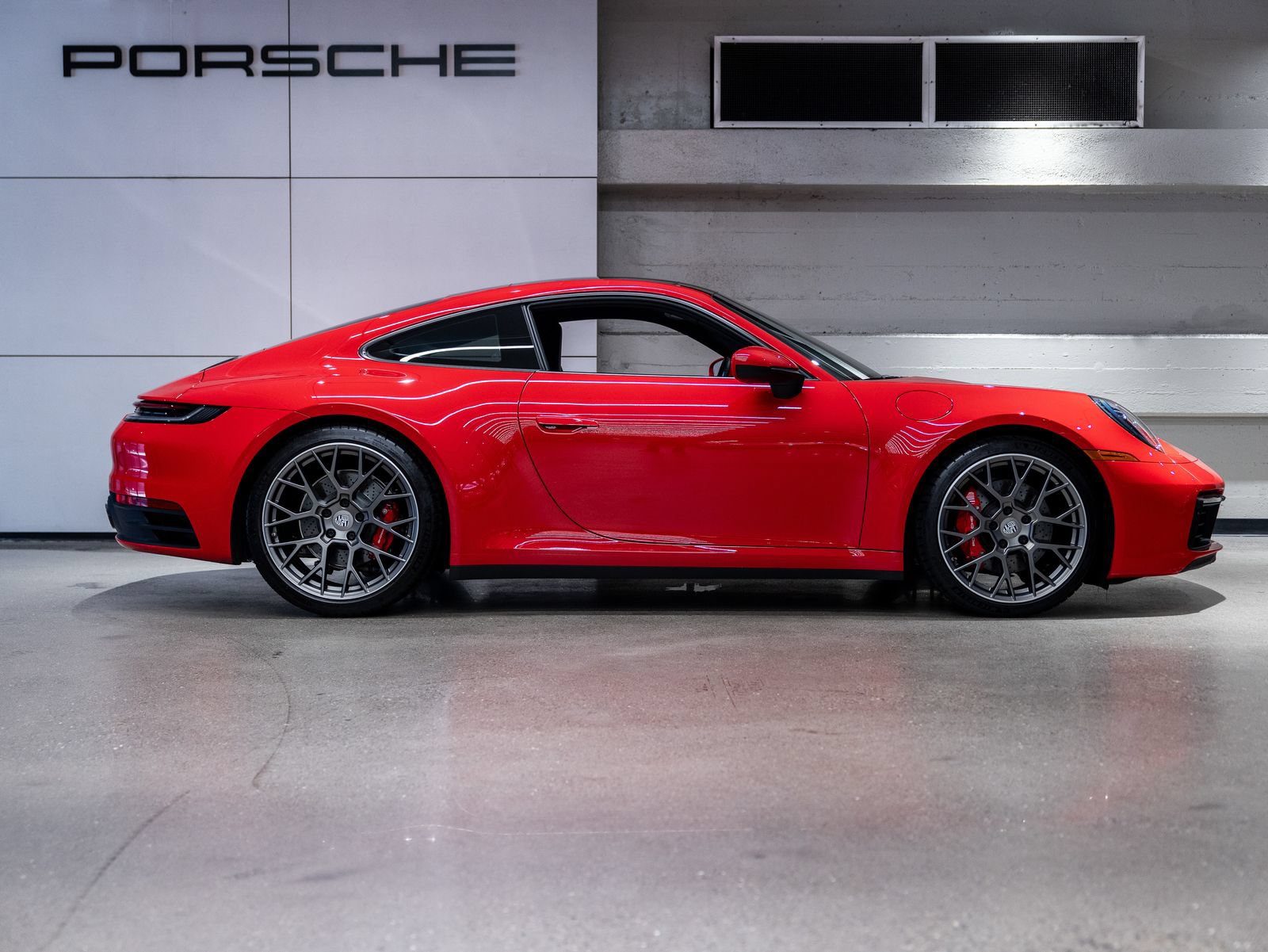 Certified 2020 Porsche 911 Carrera 4S AWD/4WD image 9