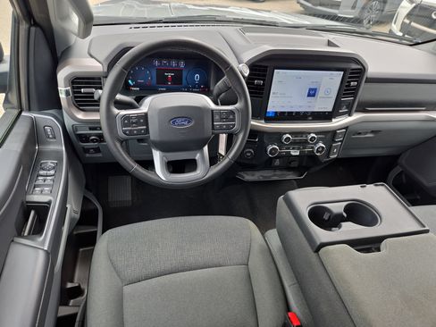 Used 2025 Ford F150 XLT w/ Equipment Group 301A Standard RWD image 8