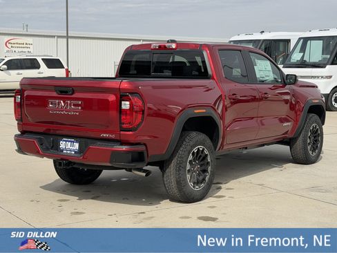 New 2026 GMC Canyon AT4 AWD/4WD image 4