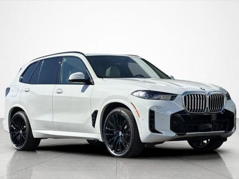 New 2026 BMW X5 xDrive40i w/ M Sport Package image 7