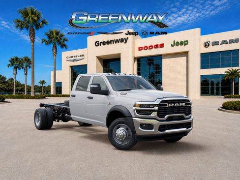 New 2026 RAM 5500 Tradesman w/ Chrome Appearance Group AWD/4WD image 5