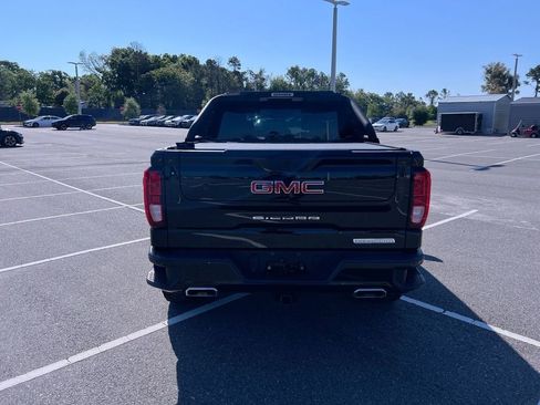 Used 2021 GMC Sierra 1500 Elevation w/ X31 Off-Road Package AWD/4WD image 4