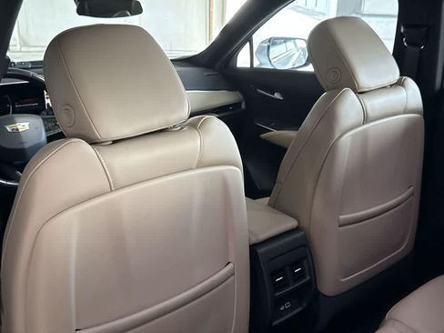 Used 2024 Cadillac XT4 Premium Luxury w/ LPO, Floor Liner Package FWD image 23