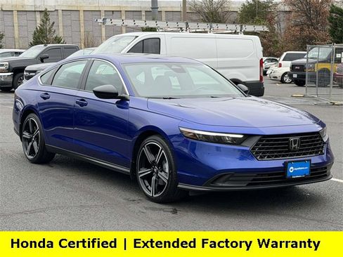 Used 2025 Honda Accord Sport image 1