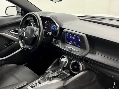 Used 2021 Chevrolet Camaro LT RWD image 20