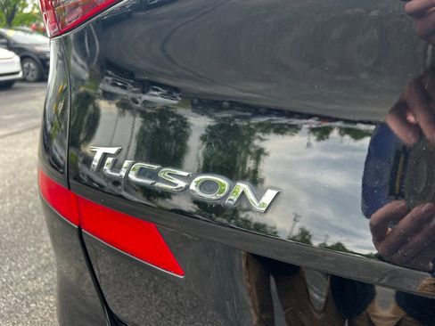 Used 2019 Hyundai Tucson Value AWD/4WD image 7