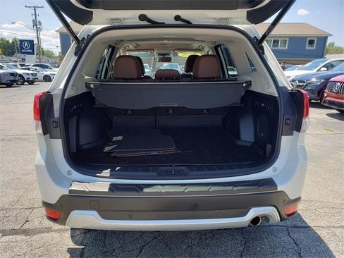 Used 2020 Subaru Forester Touring image 8