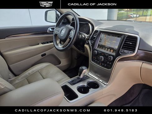 Used 2017 Jeep Grand Cherokee Limited w/ Luxury Group II RWD image 20