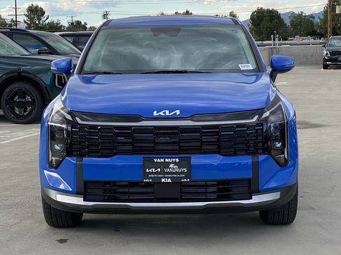 New 2026 Kia Sportage EX FWD image 9