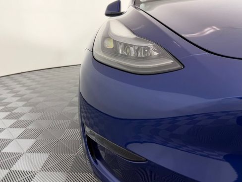 Used 2023 Tesla Model Y Performance AWD/4WD image 9