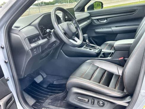 Used 2024 Honda CR-V Sport-L image 3