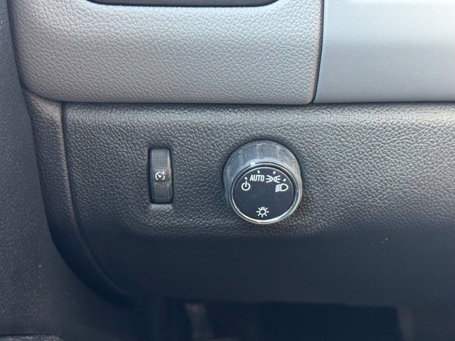 Used 2021 Chevrolet Colorado W/T w/ Custom Special Edition RWD image 29