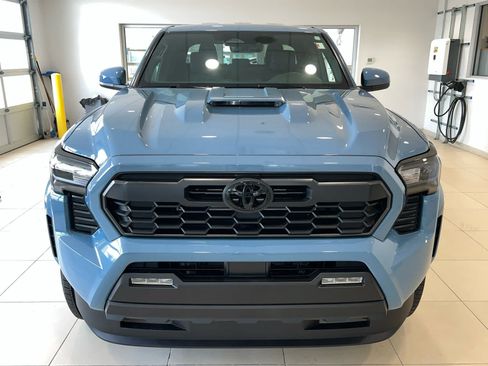 New 2026 Toyota Tacoma TRD Sport AWD/4WD image 3