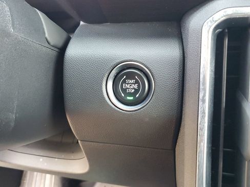 Used 2025 GMC Acadia Denali w/ Super Cruise Package AWD/4WD image 29