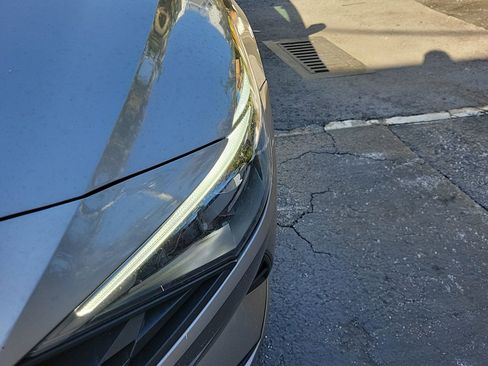 Used 2023 Hyundai Elantra SEL w/ Convenience Package image 6