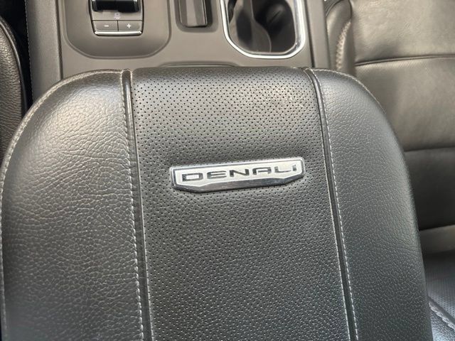 Used 2025 GMC Sierra 3500 Denali AWD/4WD image 28