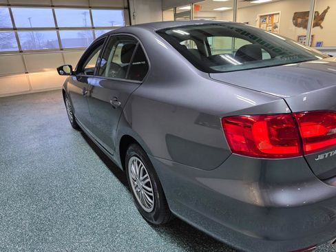 Used 2012 Volkswagen Jetta S image 10