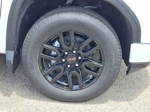 New 2026 GMC Sierra 1500 Elevation AWD/4WD image 9