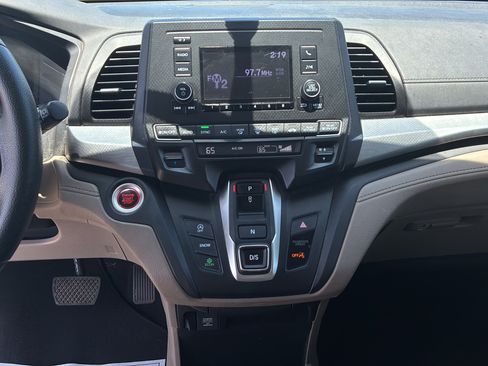 Used 2020 Honda Odyssey LX image 30
