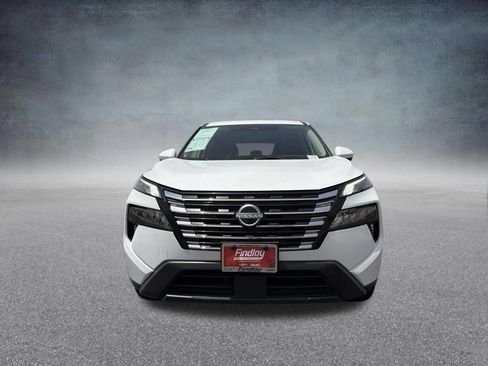 Used 2024 Nissan Rogue SV FWD image 11