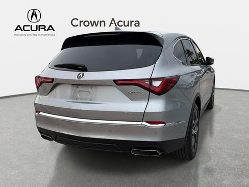 Used 2023 Acura MDX SH-AWD w/ Technology Package image 5