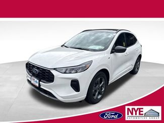 Used 2023 Ford Escape ST-Line w/ Tech Pack #1 AWD/4WD 360° Tour