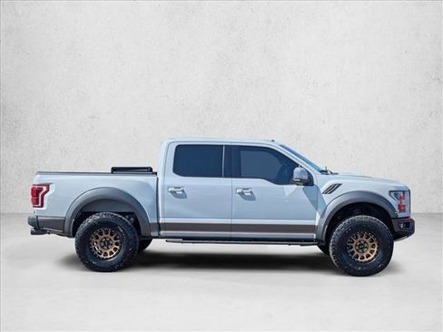 Used 2017 Ford F150 Raptor w/ Equipment Group 802A Luxury AWD/4WD image 4