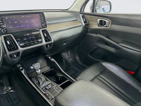 Used 2023 Kia Sorento S w/ Panoramic Sunroof Package AWD/4WD image 24