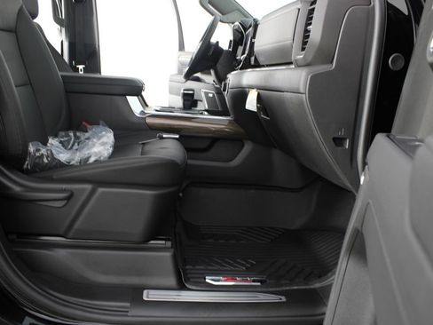 New 2026 Chevrolet Silverado 1500 LT Trail Boss w/ LT Trail Boss Premium Package AWD/4WD image 22