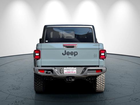 New 2026 Jeep Gladiator Sport AWD/4WD image 5