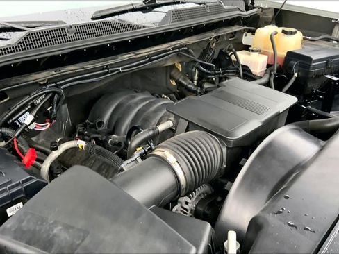 Used 2024 Chevrolet Silverado 2500 Custom w/ Custom Value Package AWD/4WD image 31