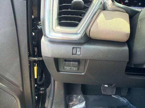 New 2026 GMC Canyon Denali w/ LPO, Denali Black Edition AWD/4WD image 29