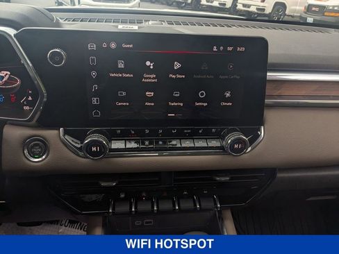 New 2025 GMC Canyon Denali image 22