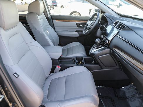 Used 2018 Honda CR-V Touring image 16