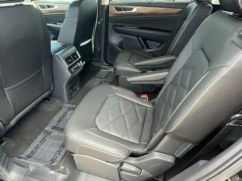 New 2026 Volkswagen Atlas SE image 24