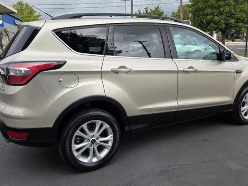 Used 2018 Ford Escape SE AWD/4WD image 7