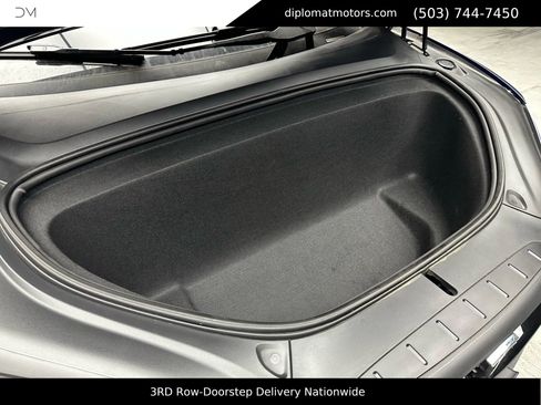 Used 2022 Tesla Model X image 46