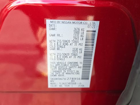 Used 2025 Nissan Pathfinder Platinum w/ Cargo Package FWD image 34