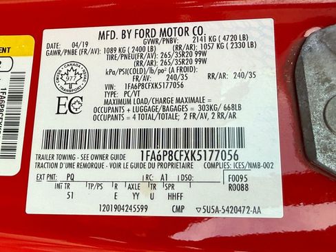 Certified 2019 Ford Mustang GT Premium w/ Equipment Group 401A image 27