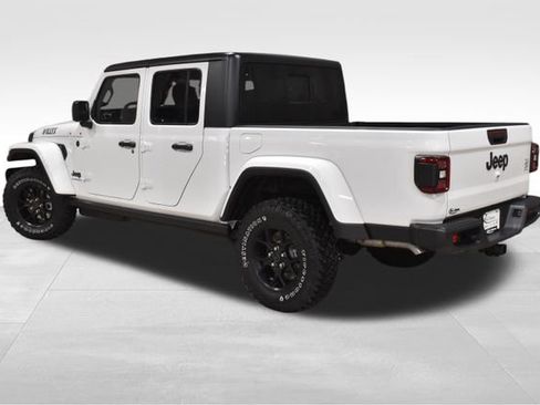 New 2026 Jeep Gladiator Willys image 8